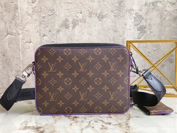 WIS VUITTON LOUIS MESSENGER TRIO 0621